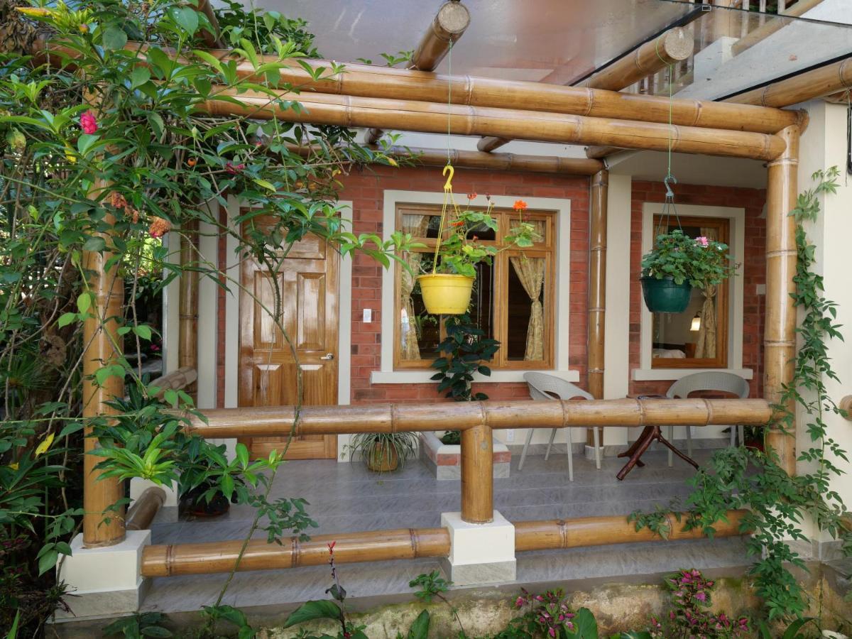 Casa Del Rio En Mindo Bed & Breakfast Dış mekan fotoğraf