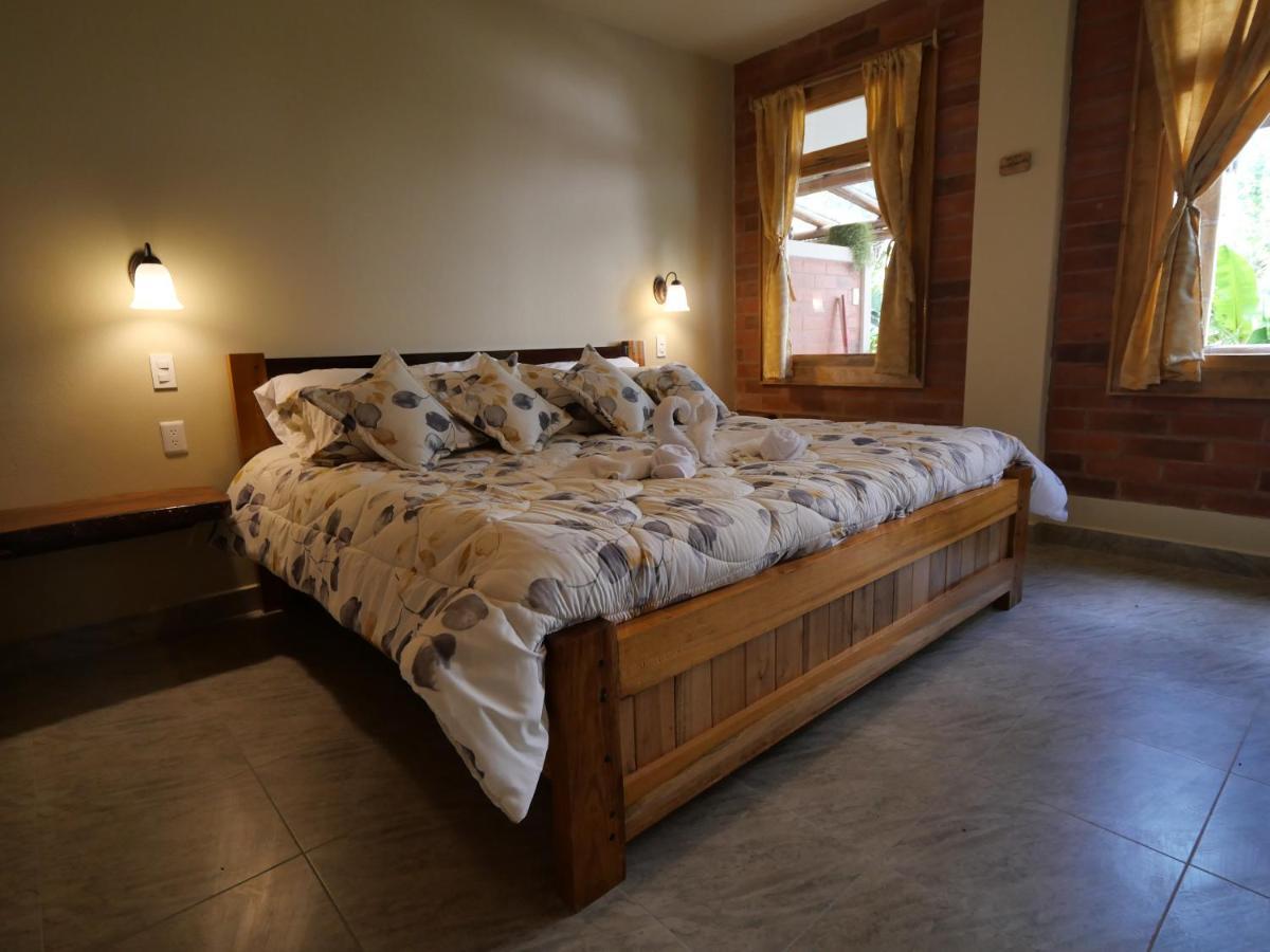 Casa Del Rio En Mindo Bed & Breakfast Dış mekan fotoğraf