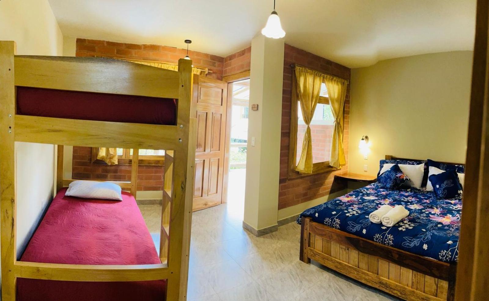 Casa Del Rio En Mindo Bed & Breakfast Dış mekan fotoğraf