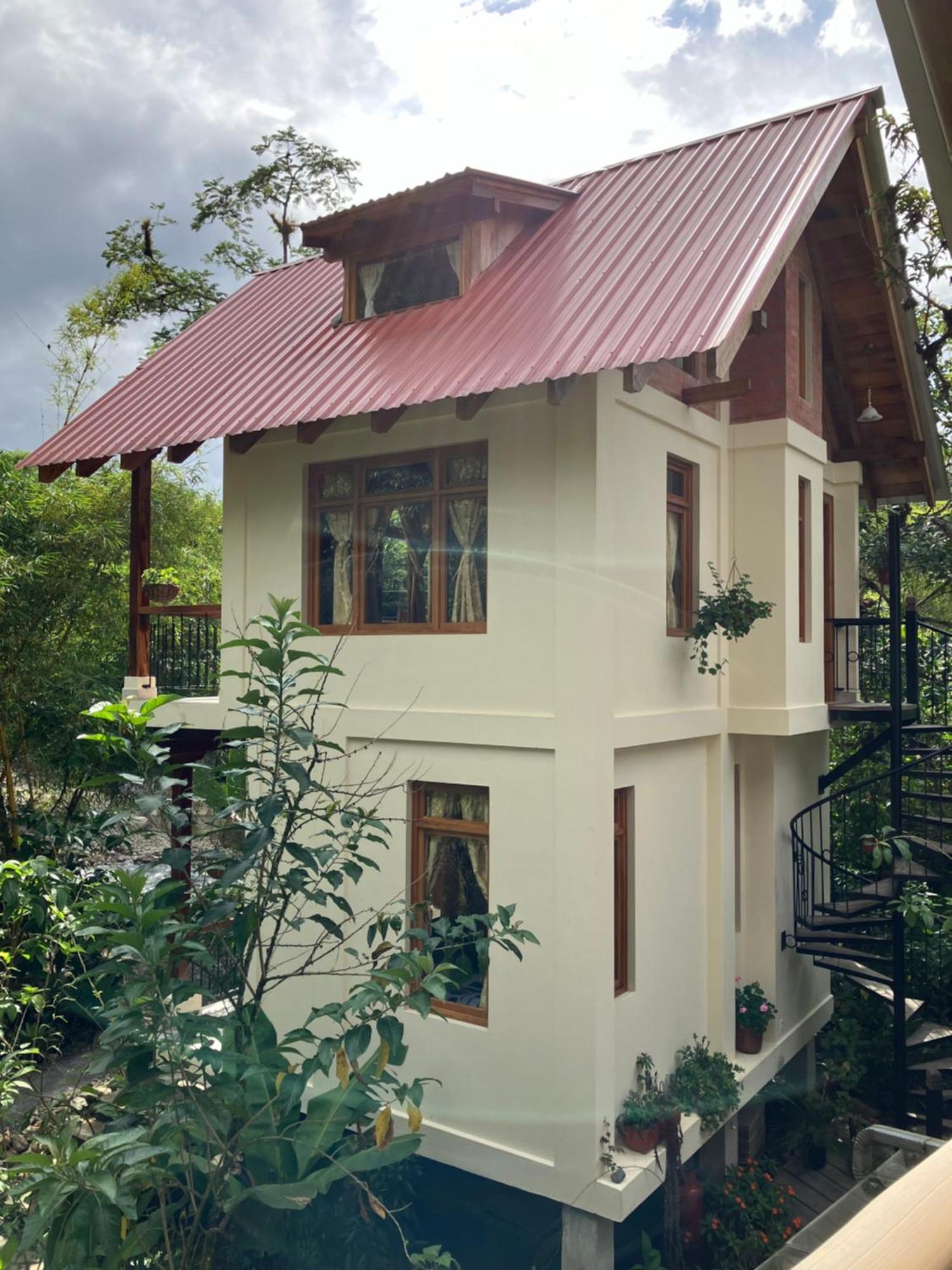 Casa Del Rio En Mindo Bed & Breakfast Dış mekan fotoğraf